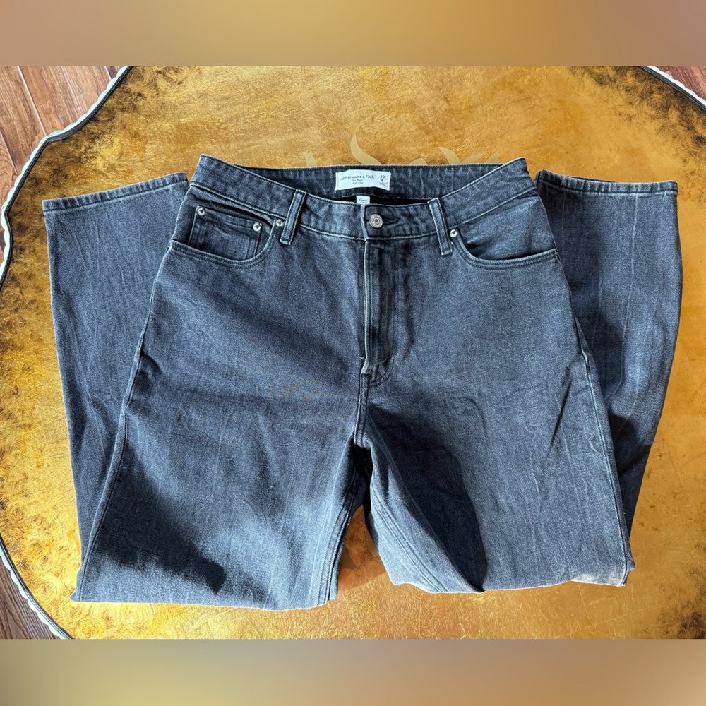 Abercrombie Curve Love Mom Jeans